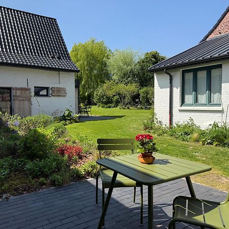 We Maison D'Hotes Касел Екстериор снимка