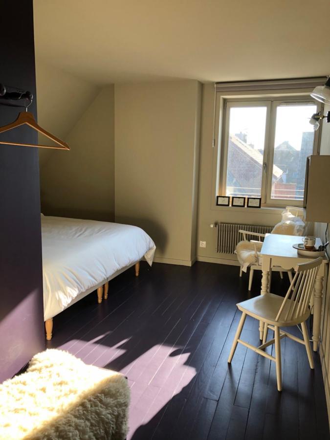 We Maison D'Hotes Касел Екстериор снимка
