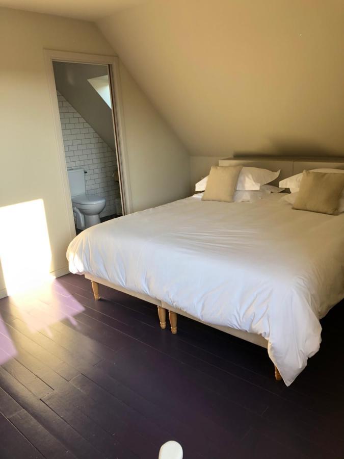 We Maison D'Hotes Касел Екстериор снимка