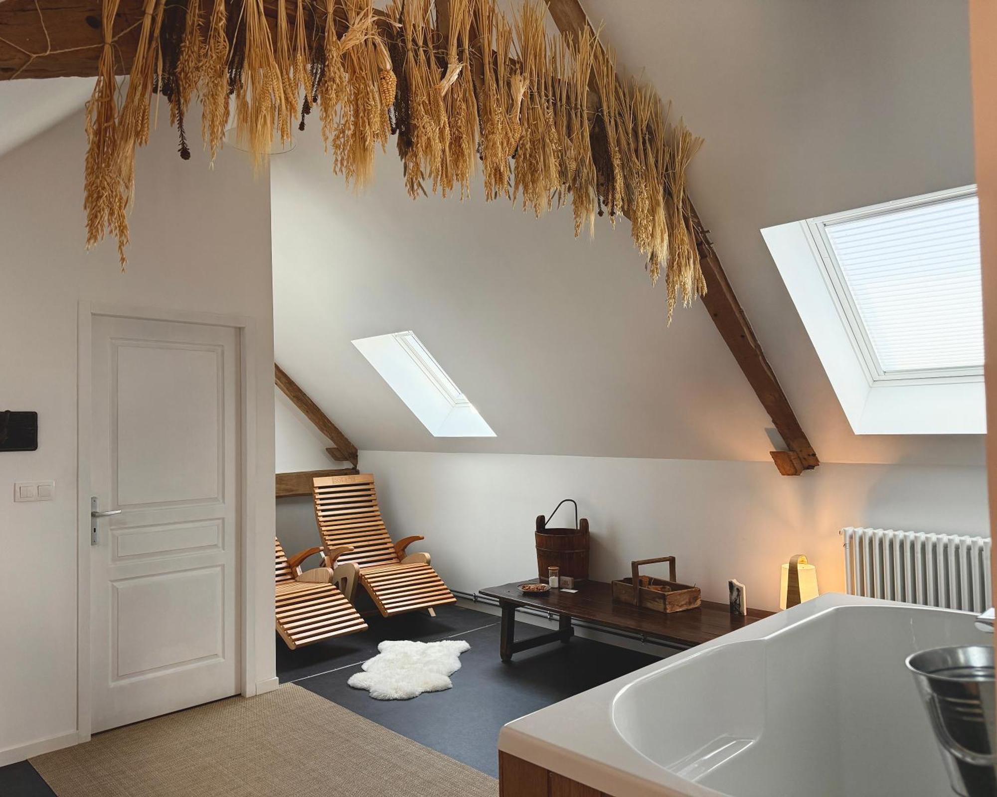 We Maison D'Hotes Касел Екстериор снимка